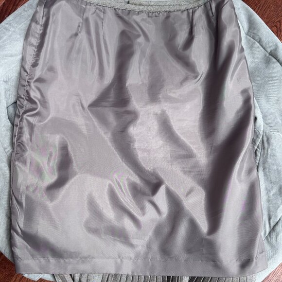 Le Suit Essential Skirt Suit - Picture 5 of 7